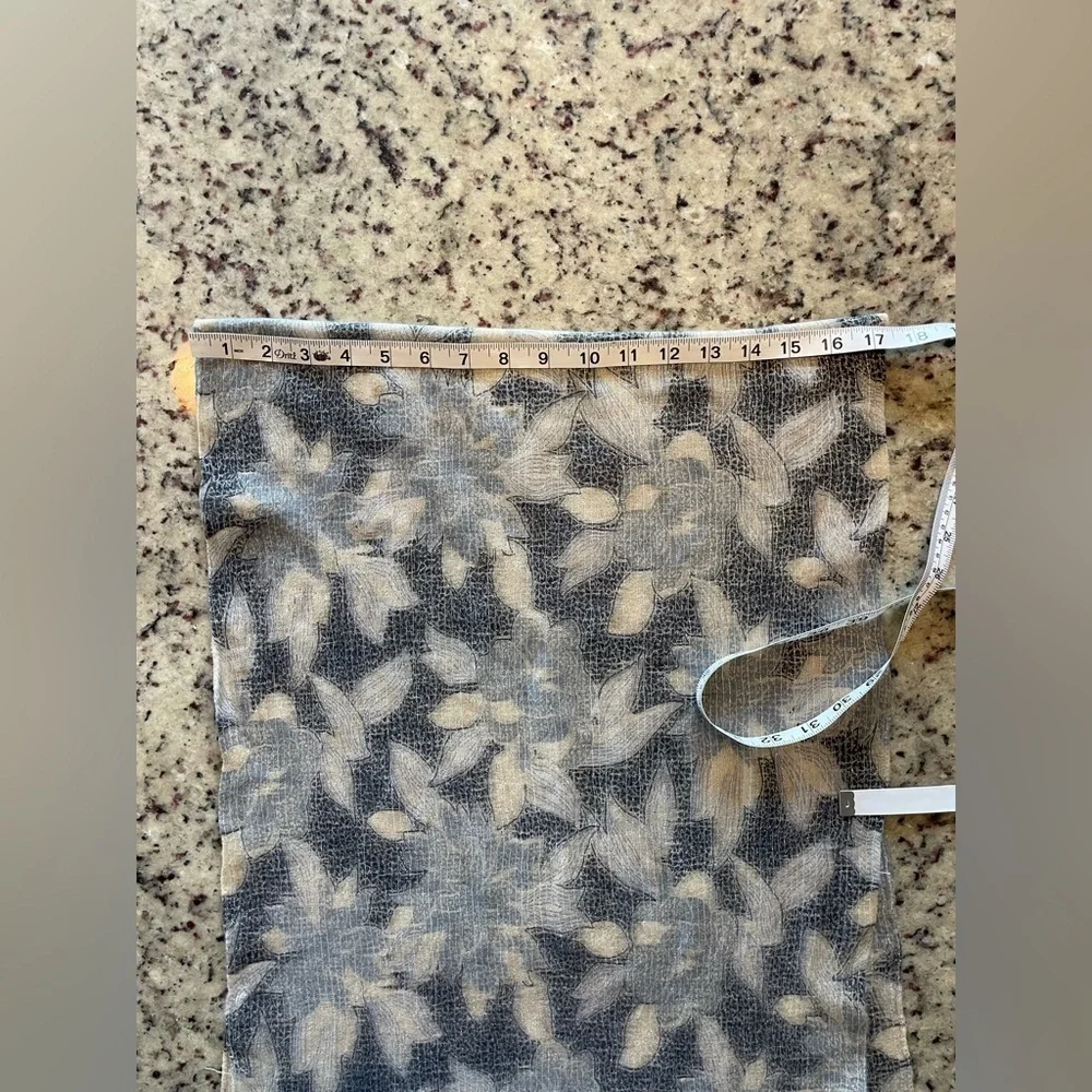 Banana republic, floral print wool scarf